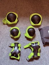 Kinder Protektoren Set